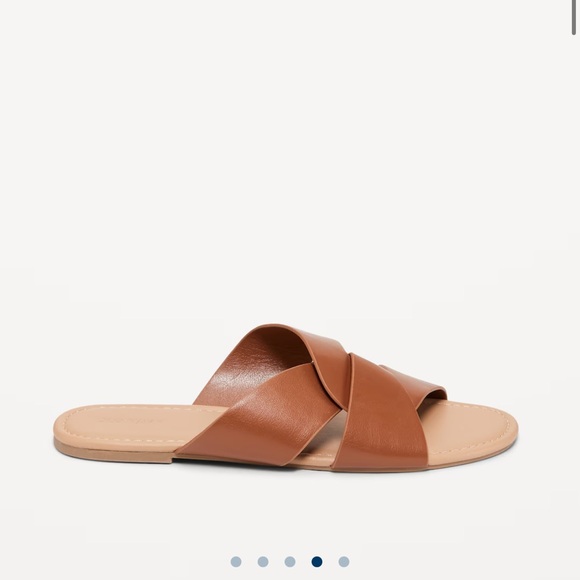 NWT OLD NAVY Faux-Leather Link Strap Sandals Color: Cognac Brown - Picture 3 of 5